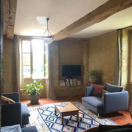 ベッド・アンド・ブレックファスト D Hotes Puchouaou Chene Sur Le Chemin De Saint Jacques De Compostelle Montesquiou